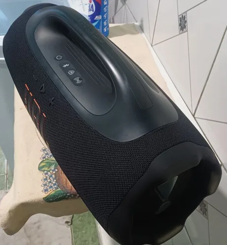 Boombox 4 jbl