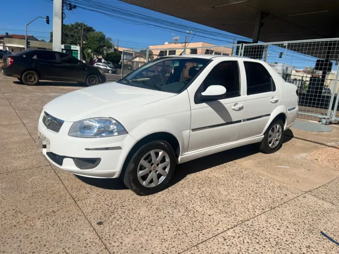 Fiat Siena EL 1.0 MPI Fire Flex 8V 4P 2013