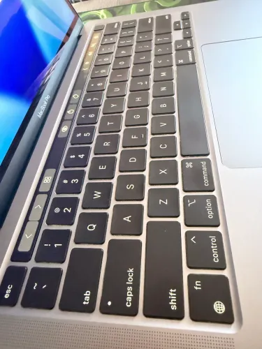 MacBook Pro 13 Apple M1