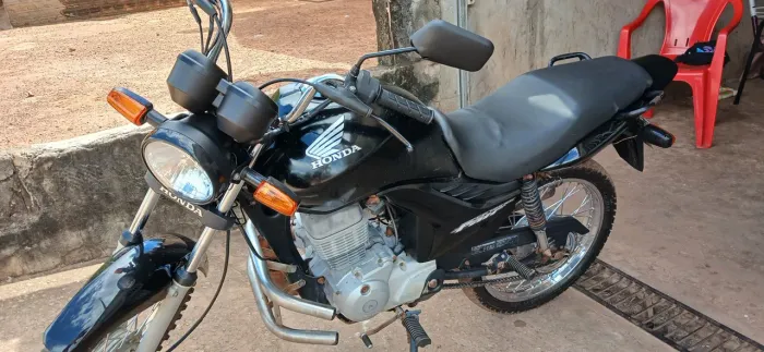 Moto fan 2009 só pegar e rodar valor 7.000 mil