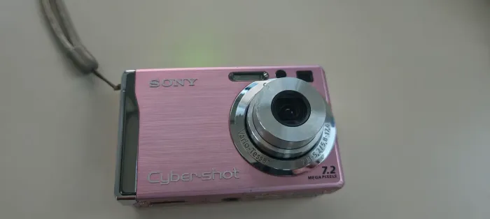 Câmera digital sony/troco por relógio