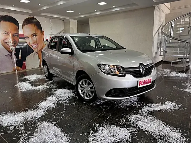 Renault Logan Expression Hi-flex 1.6 8V 4P 2015