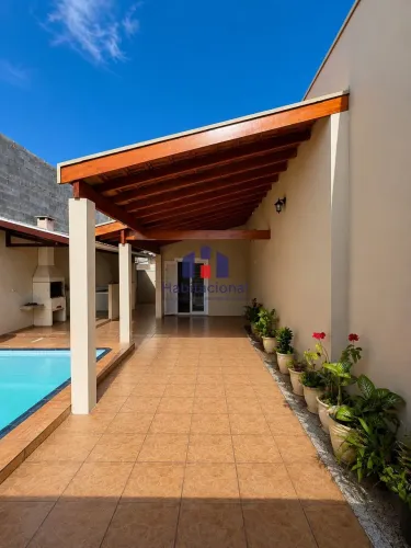 CASA À VENDA NO BAIRRO PARQUE SANTA CÂNDIDA
