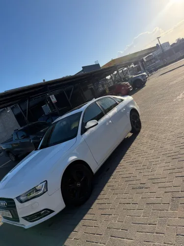 Audi A4 2.0 Avant 16V TFSI Quattro Stronic 2013