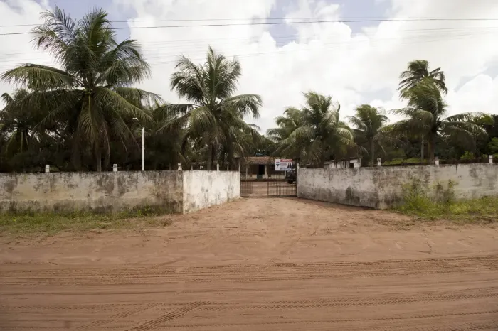 Granja com 7758 metros quadrados e 2 casas, na Lagoa do Bonfim - Nísia Floresta - (Aceita