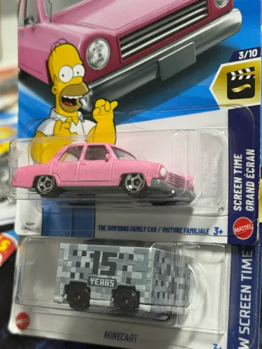 Hotwheels temático Simpsons Barbie minecraft Batman