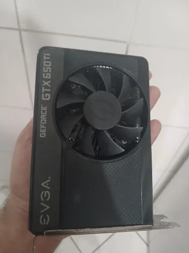 Placa de vídeo Gtx 650 Ti de 4Gb, toda ok! Aceito cartão.