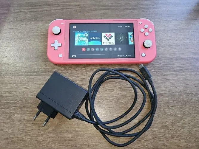 Nintendo Switch Lite Desbloqueado - 128 GB