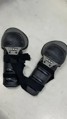 Protetor de joelho para moto ou bicicleta