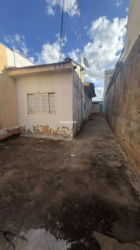 Casa à venda em Franca, Jardim Líbano, com 1 quarto, 70m²