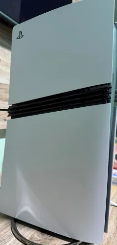PlayStation 5 Pro com leitor de disco