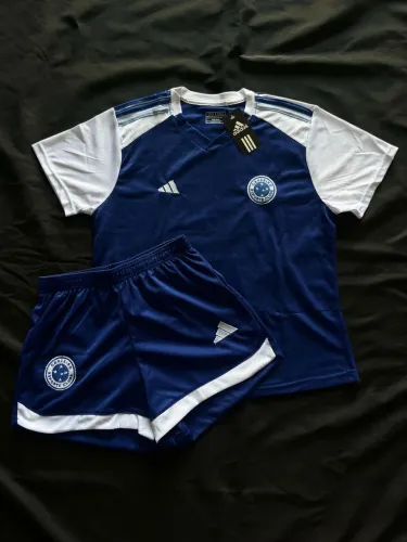 Conjunto feminino cruzeiro