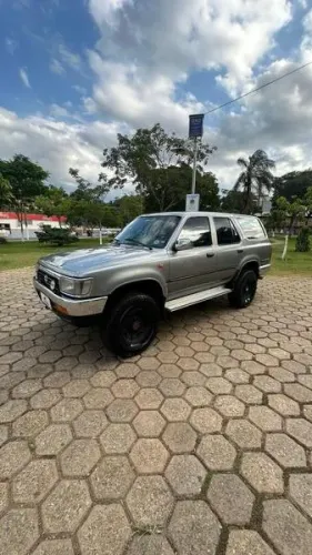Toyota Hilux 4X2 2.4 Diesel 1994