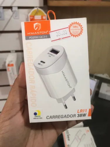 Fonte turbo 2 saídas USB e tipo-c