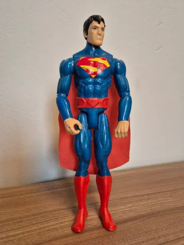 Boneco Original Super Man DC Comics da Mattel, 30cm, sem caixa original (usado).