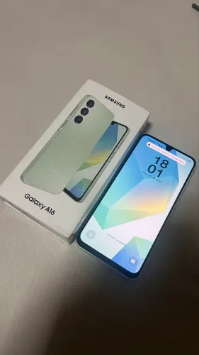 SAMSUNG A16 / 4G / 8GB RAM / 256GB - USADO POUCAS VEZES