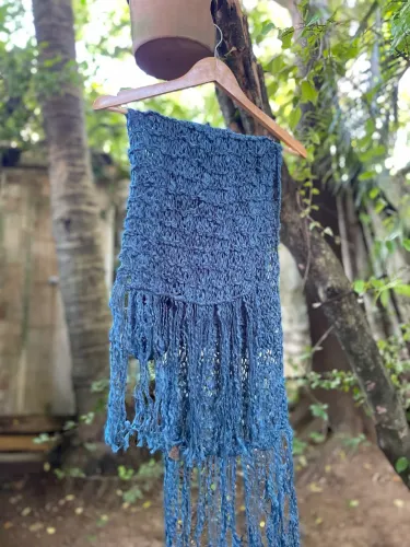 Cachecol tipo crochê/ macramê