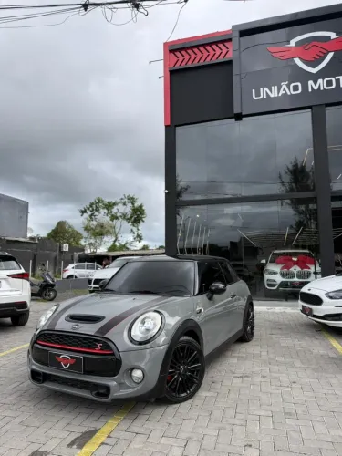 Mini Cooper S 2.0 Turbo 16V 3P Aut. 2015