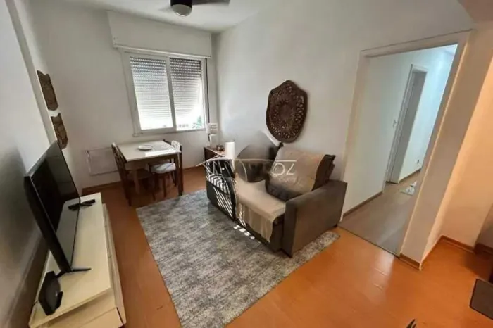 Apartamento : / Residencial / Glória