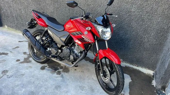 Vendo fazer 150 único dono 17 mil km sem detalhe nenhum abaixo da tabela
