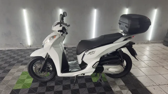 Honda SH300i