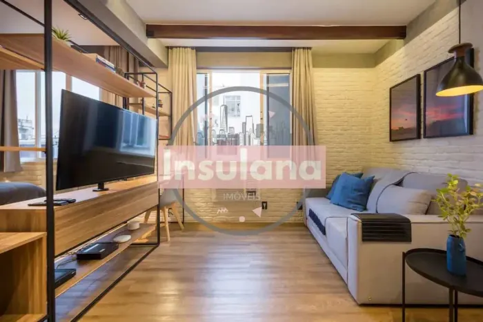 Apartamento 1 suíte, 45m² em Ipanema. Aluguel: R$ 2.800 + condomínio R$ 600. Imperdível!