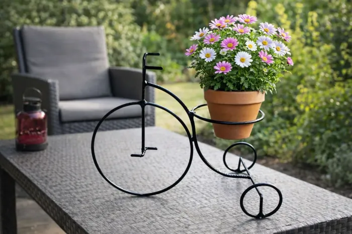 Bicicleta por Vaso de violeta em Ferro 
