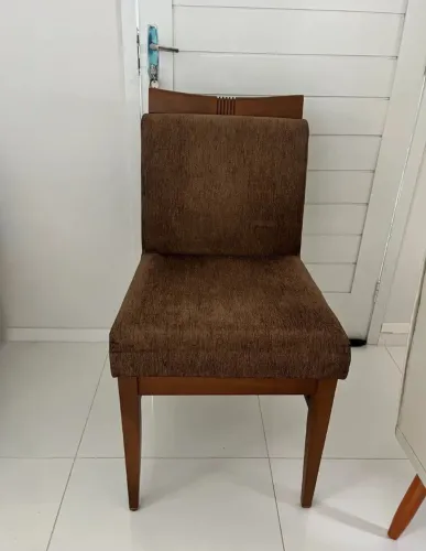 Cadeira por 150$ as duas sai por 200$