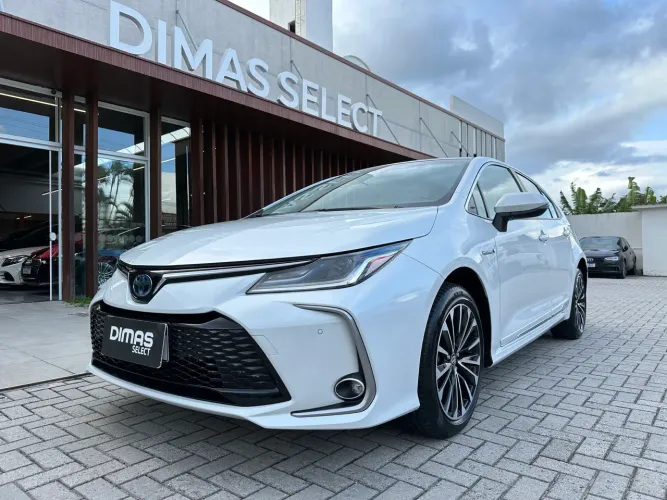 Toyota Corolla Altis Prem. Hybrid 1.8 Flex AUT 2024