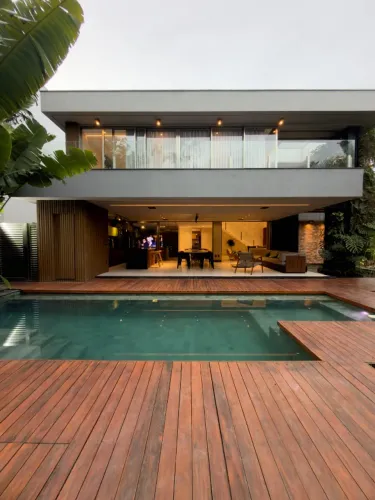 Matheus Caribé Vende | Casa de Alto Luxo com 4 suítes, no Il Campanário 