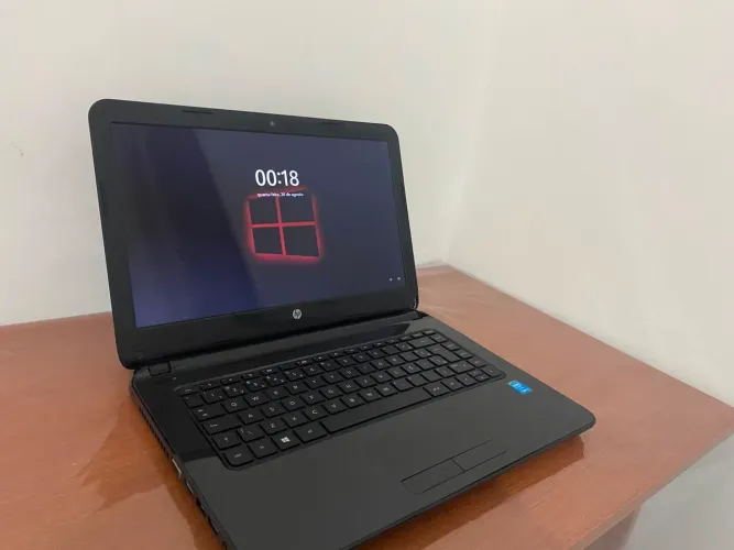 OPORTUNIDADE! NOTEBOOK HP 240 G3 - I3 / 8GB RAM / SSD - PERFEITO ESTADO