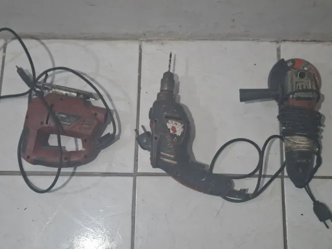 PRA VENDER LOGO 3 MAQUINA R$300