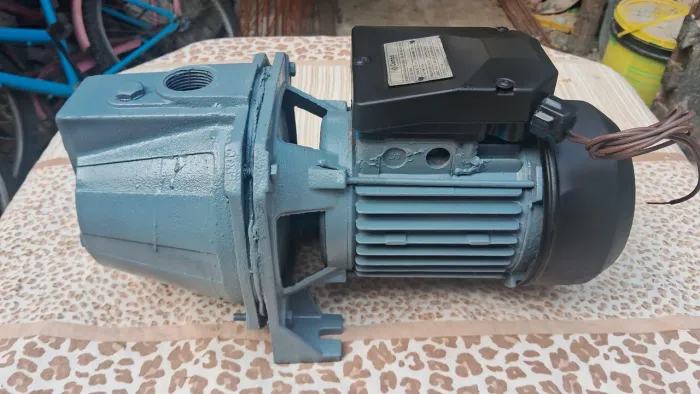 Bomba d'água auto aspirante supercombo de 1CV 127 VOLTS