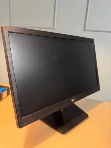 MONITOR LG 19?