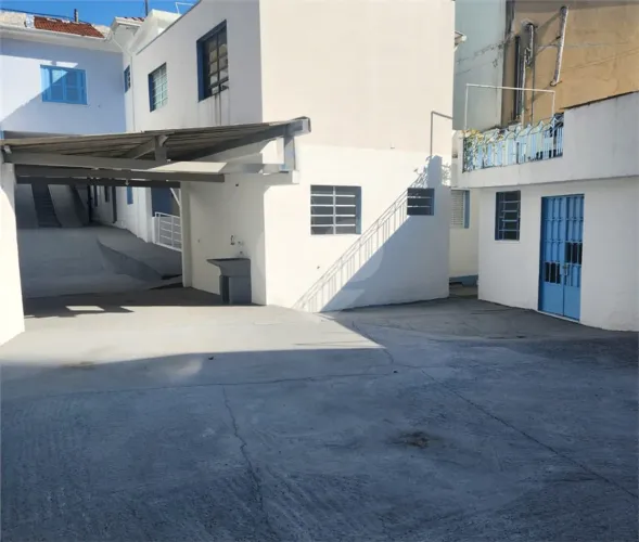 Casa para alugar com 5 quartos em Vila Ipojuca, São Paulo