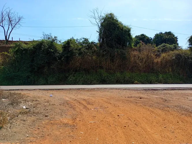 Terreno de 3 mil metros