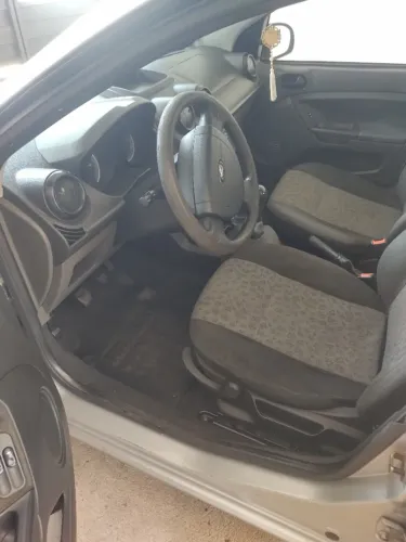Ford Fiesta Sed. 1.6 8V Flex 4P 2011