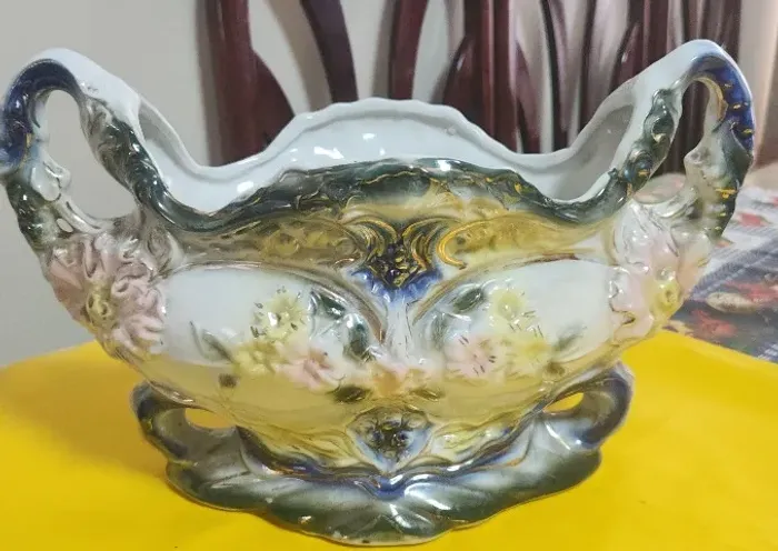 Floreira em Porcelana