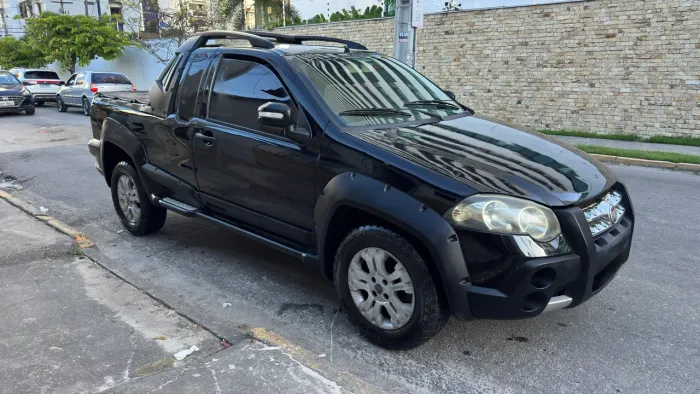 Fiat Strada Adventure 1.8/ 1.8 Locker Flex CE 2009