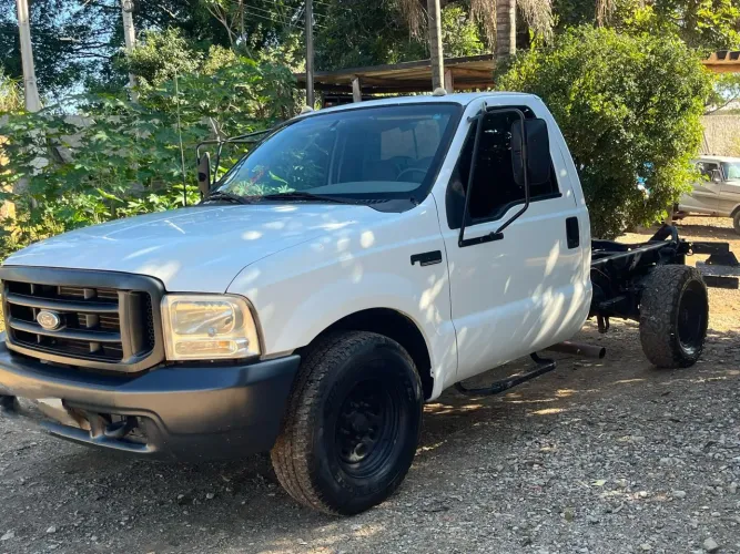 Ford F-350 3.9 Cummins Turbo Diesel Mec. 2005