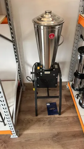 Liquidificador Triturador Industrial 15L Baixa Rotação Inox Bivolt Vithory