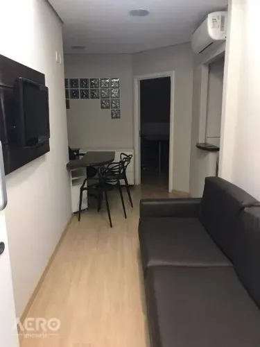 Linda sala comercial ao lado do Bauru Shopping, completo em armário, contendo aproximadame