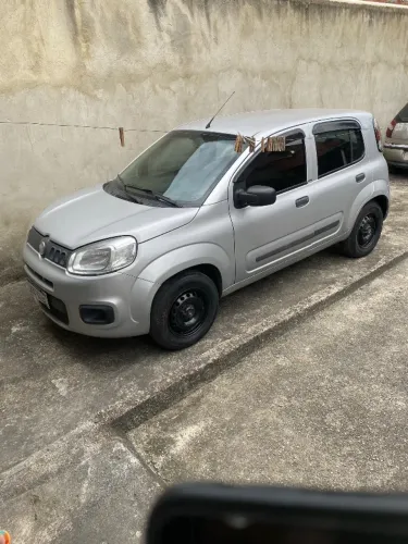 Fiat Uno Attractive 1.0 EVO Fire Flex 8V 5P 2016