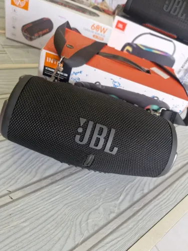 Caixa jbl Xtreme mini