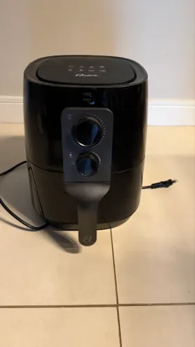 Fritadeira Elétrica Sem Óleo Air Fryer Oster 3,3l Preta 127V