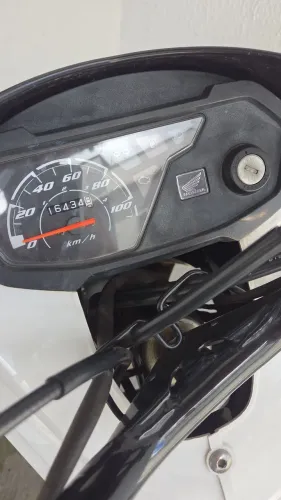Vende-se pop 110