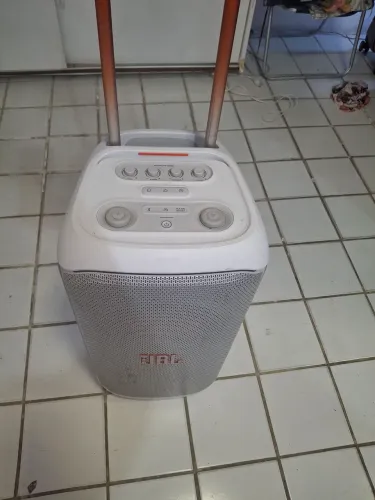 Jbl 320 branca semi nova 