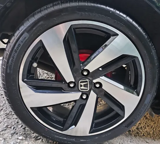 Rodas de Liga Leve Aro17 4x100 6' + pneus.. parcelo no cartão ?