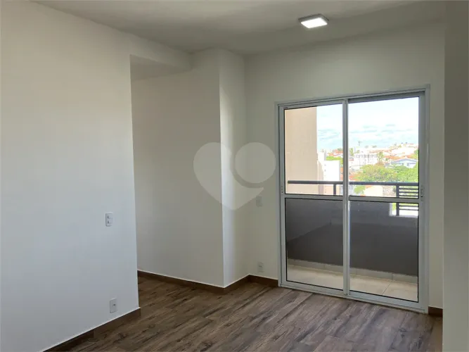 Apartamento à venda com 3 quartos no condomínio Residencial Vistta, Sorocaba - SP
