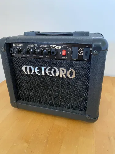 Amplificador de Guitarra Meteoro Space Junior 35GS 35W
